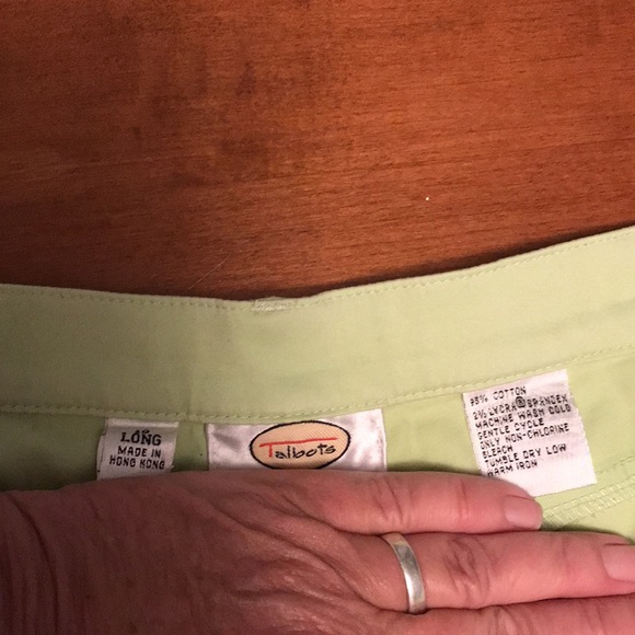 Talbots size 10L straight leg 5- pocket stretch jeans. 95% cotton, 5% spandex - Picture 4 of 9